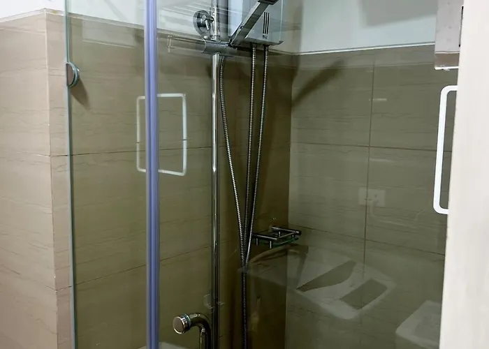 1-br In Pasay And Moa Near Naia Airport Manila