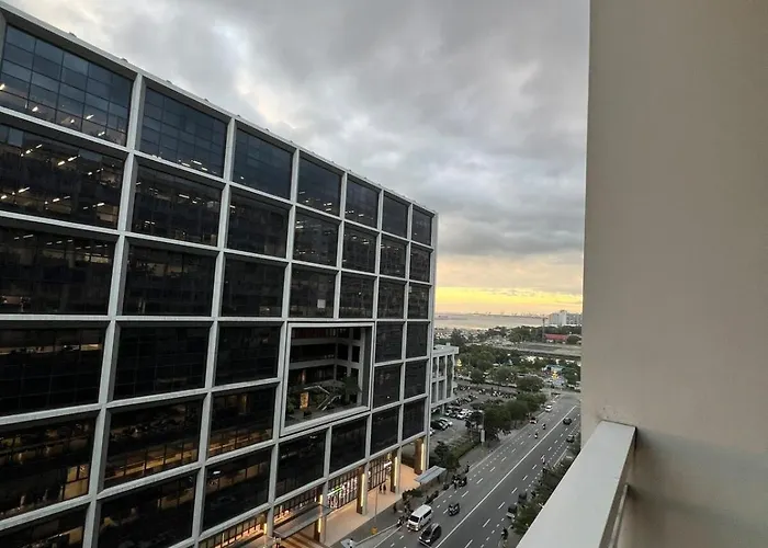 1-br In Pasay And Moa Near Naia Airport Manila